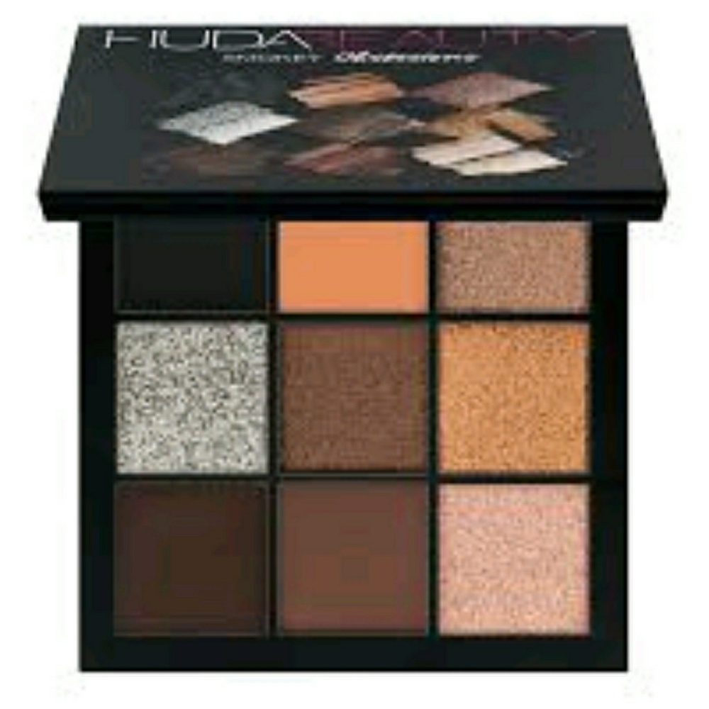 Huda Beauty Smoky Obsessions Pallette